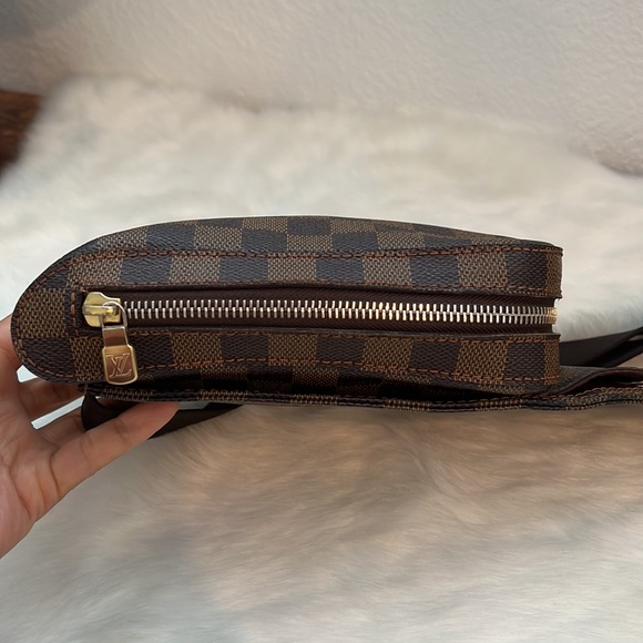 Sold out - Picture 3 of 16